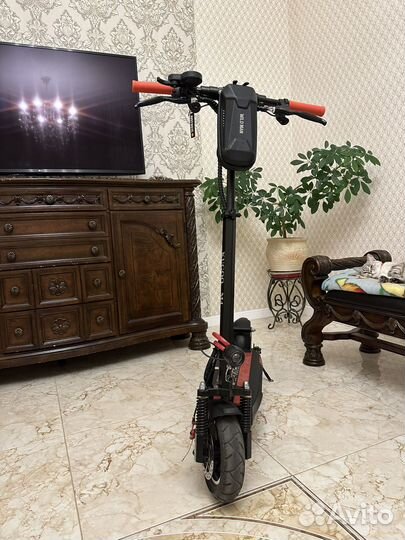 Электросамокат kugoo m4