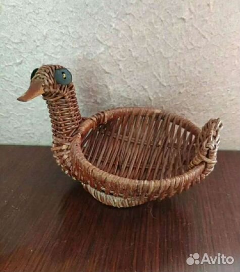 Уточка плетенная новая