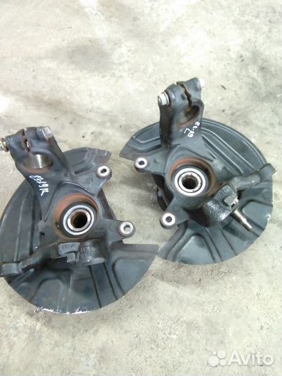 BMW E83 кулак передний, ступичный подшипник перед