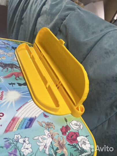 Мольберт, стол, стул