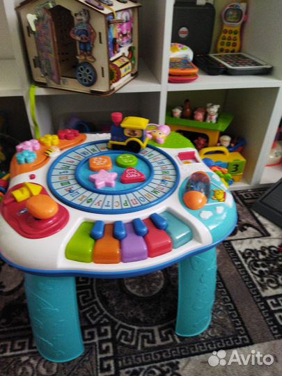 Развивающий музыкальный столик