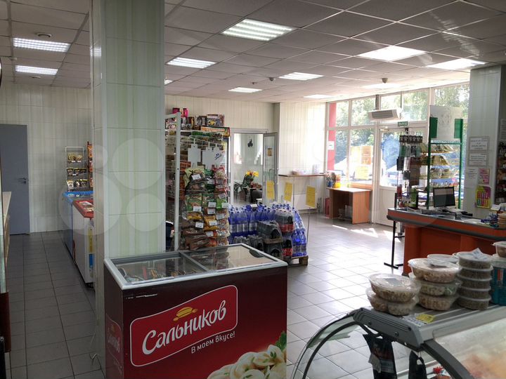 Торговая площадь, 303.8 м²