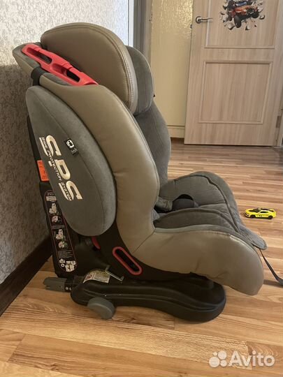 Детское автокресло 9-18 кг Isofix