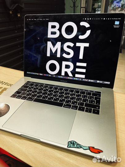 MacBook Pro 15 2016 16/1Tb, core i7, Radeon P 460