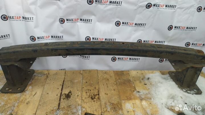 Усилитель переднего бампера Ford Fision/Fiesta MK5