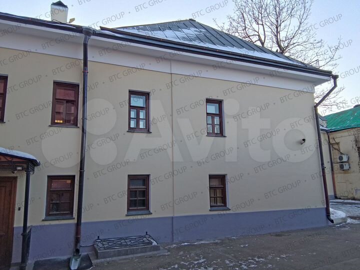 Здание, 1302 м²