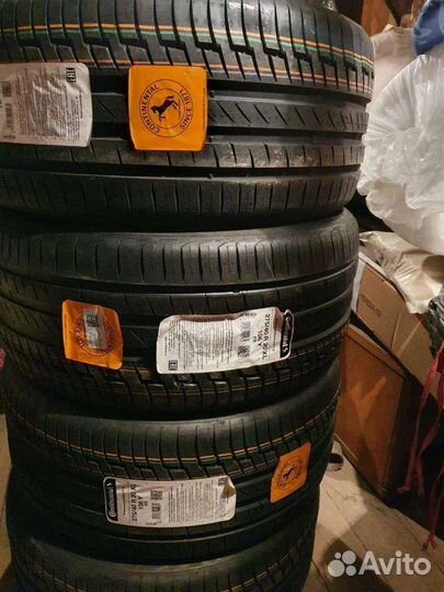 Continental PremiumContact 6 275/40 R20