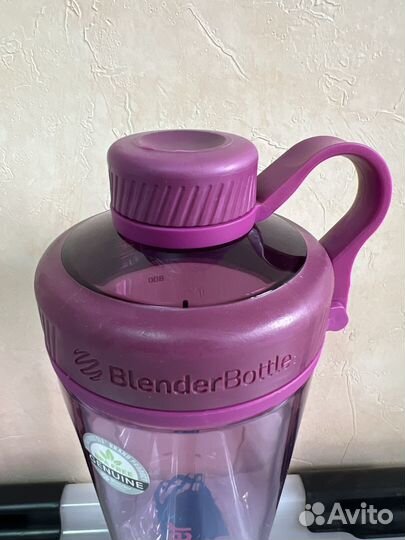 Шейкер новый Blender Bottle Radian Tritan