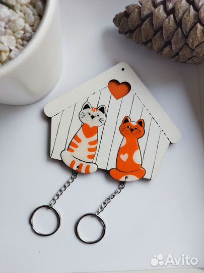 Ключница настенная из дерева ручная работа