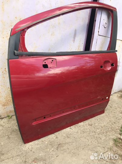 Дверь передняя левая Peugeot 308 9002AW