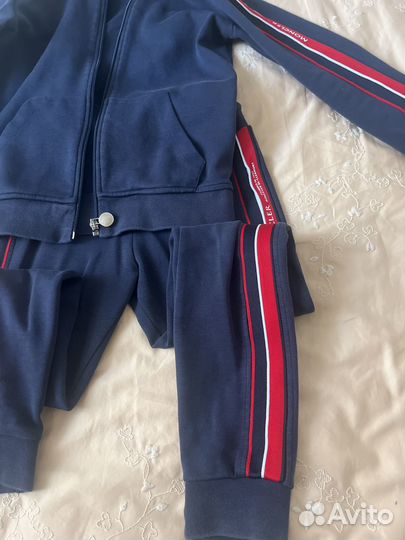 Спортивный костюм для мальчика 134-140
