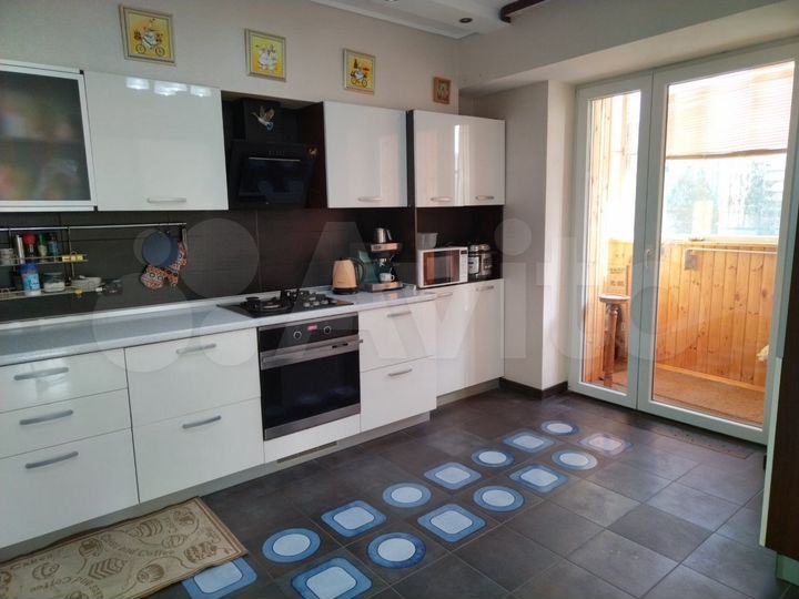 2-к. квартира, 70 м², 5/9 эт.