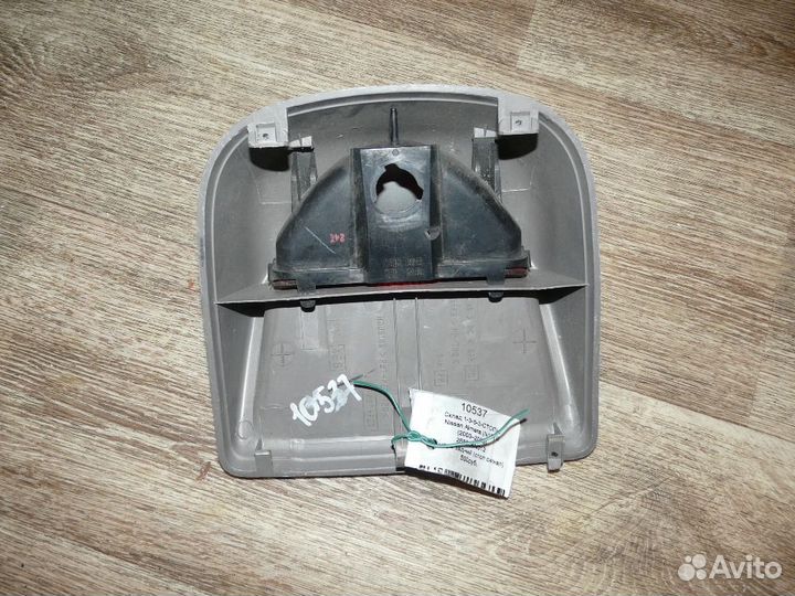 Фонарь задний (стоп сигнал) Nissan Almera N16