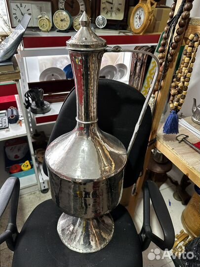 Кувшины медные