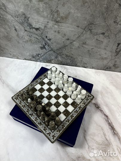Шахматы из камня натурального