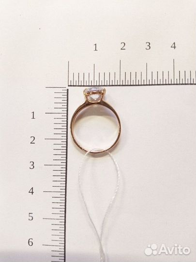 Золотое кольцо с фианитом 16,5 р