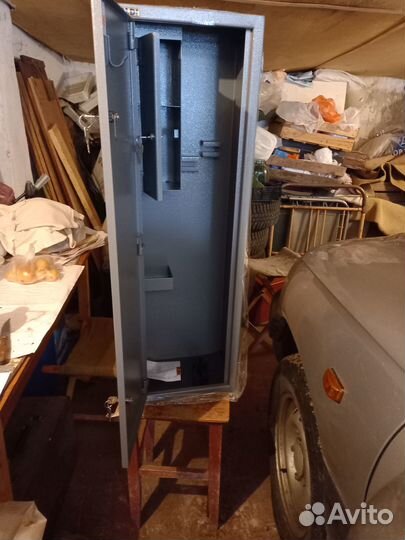 Оружейный сейф