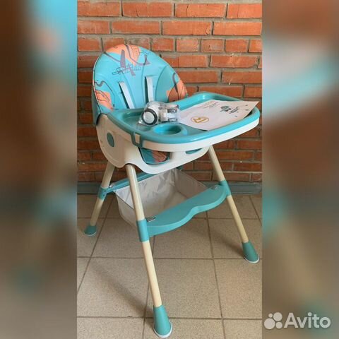Стульчик для кормления малыша