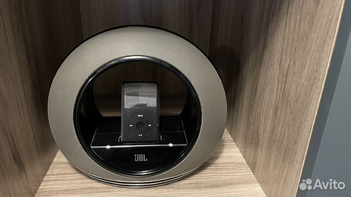 Активная колонка JBL radial + iPod classic 160 гб