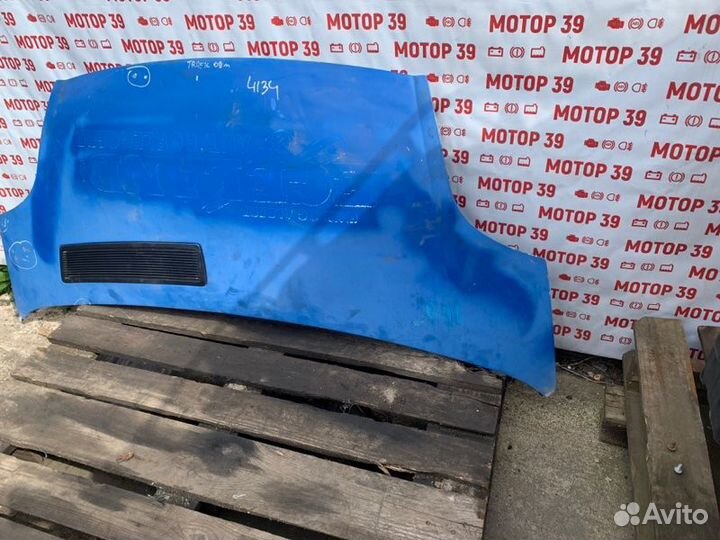 Капот Renault Trafic 2009