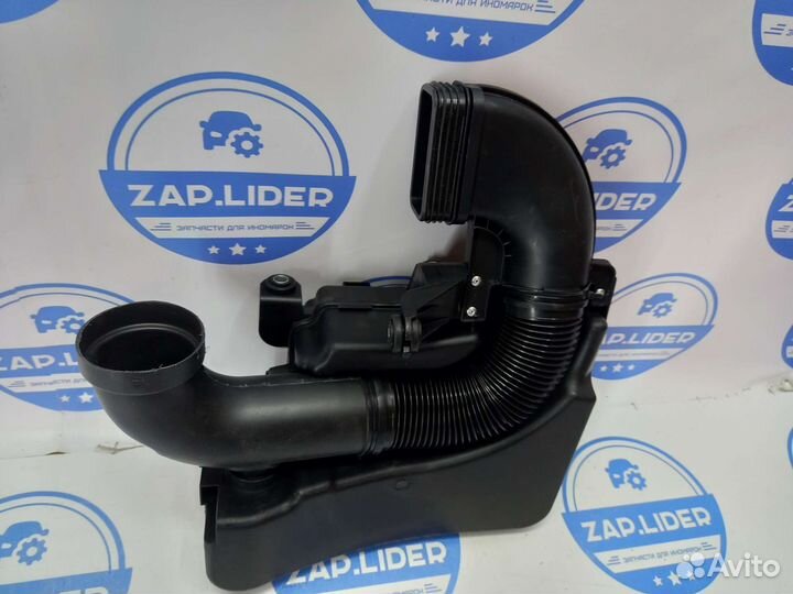 Воздухозаборник на Hyundai Solaris 2 2017-2020