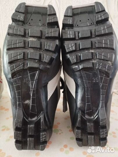 Лыжные ботинки детские 36 размер