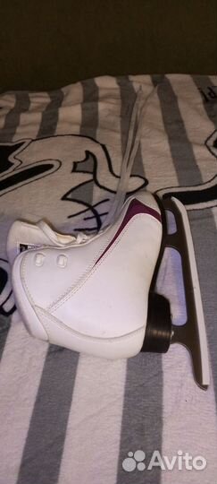 Коньки фигурные детские 32 размер