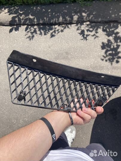 Решетка радиатора lancer 9