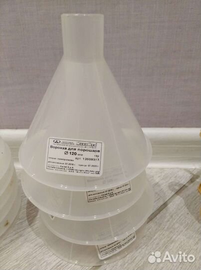Воронки пищевые разного диаметра