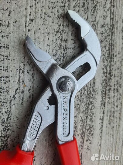 Knipex 87 26 250 VDE Клещи Cobra