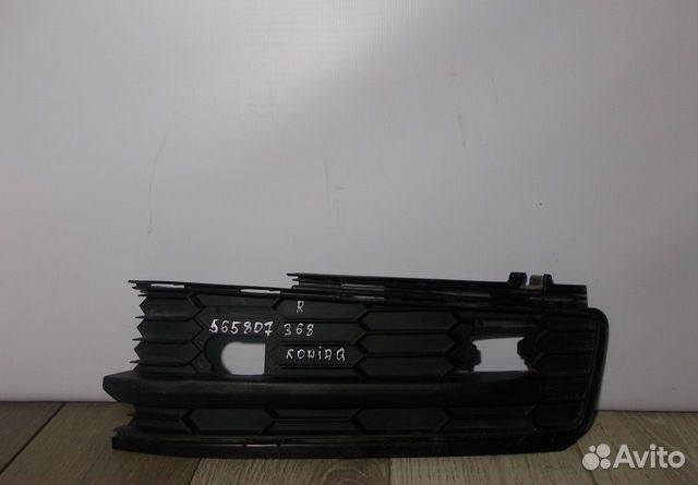 Решетка переднего бампера правая бу Skoda Kodiaq O