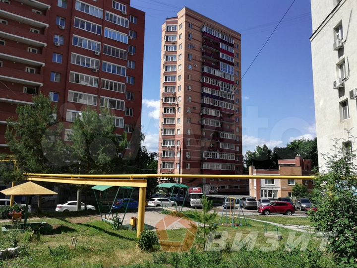 Отдельностоящее в жилом массиве, 60 м²