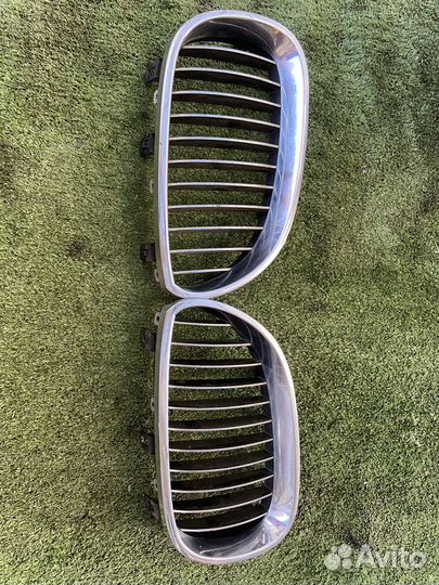 Решетка капота BMW 5 series E60