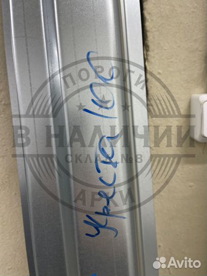 Ремонтный порог правый Toyota Mark 2 X100