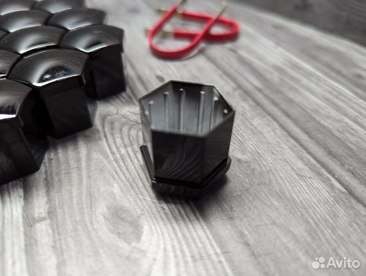 Колпачки на колесные гайки болты