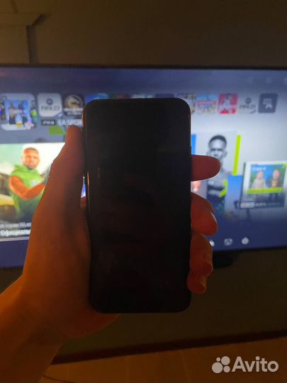 Телефон iPhone 7