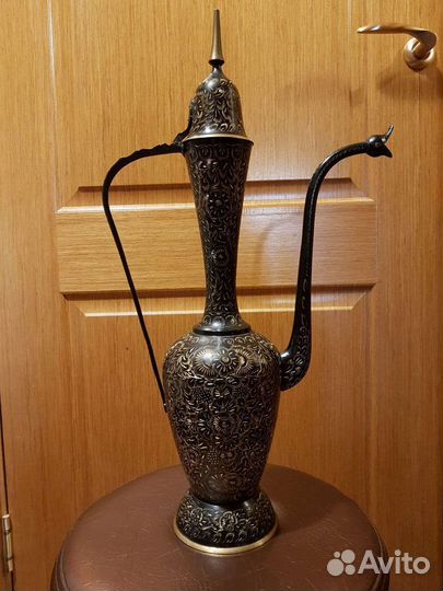 Кувшин из латуни. Индия. СССР