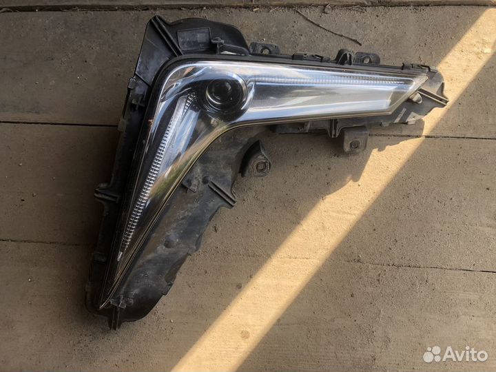 Птф левая Lexus LX570