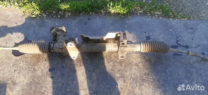 Рейка рулевая 577004L010 Hyundai Solaris (RB)