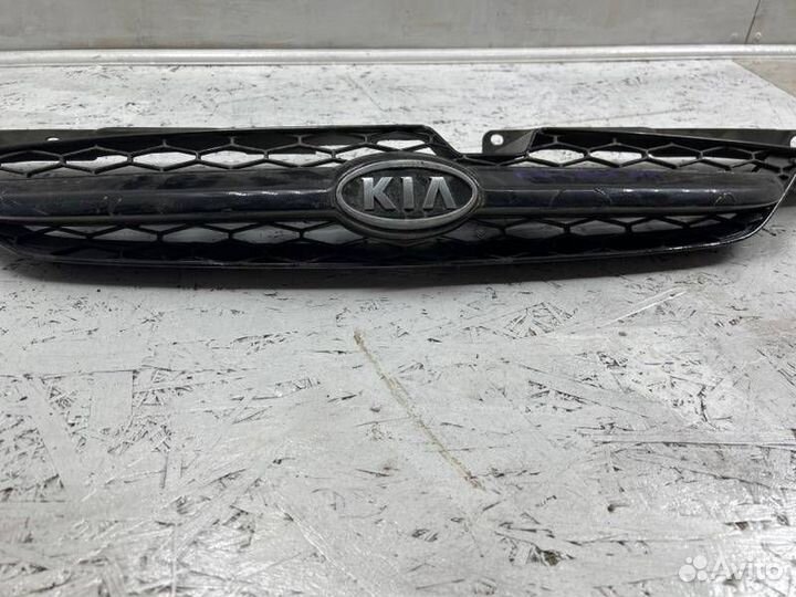 Решетка радиатора Kia Rio рест. 2003