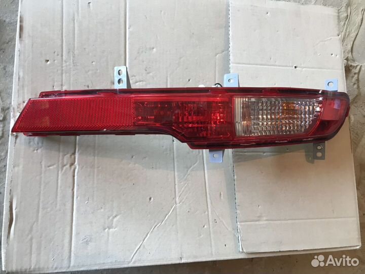Фонарь задний в бампер левый Kia Sportage 2010-201