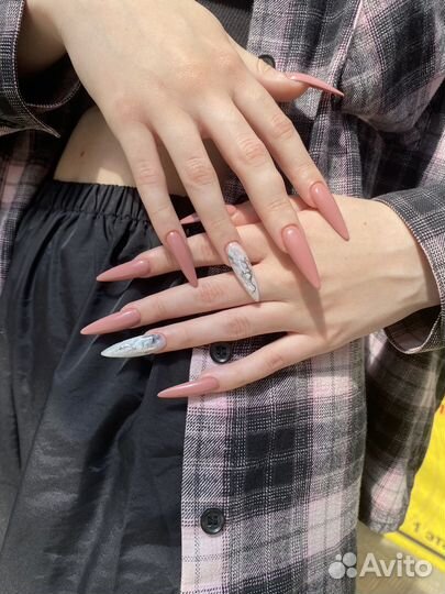 Мастер маникюра