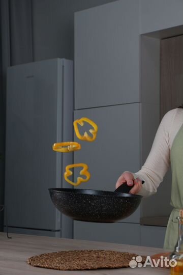 Сковорода вок, d28 