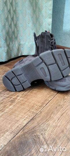 Ботинки демисезонные женские 38 размер