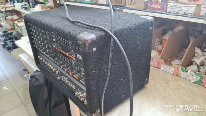 Yamaha EMX640. Активный микшерный пульт