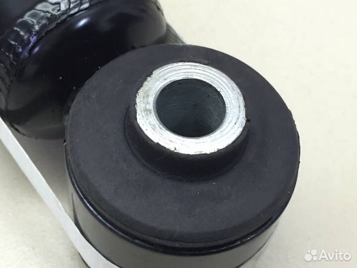 Амортизатор задний Mitsubishi Outlander XL CW 2006