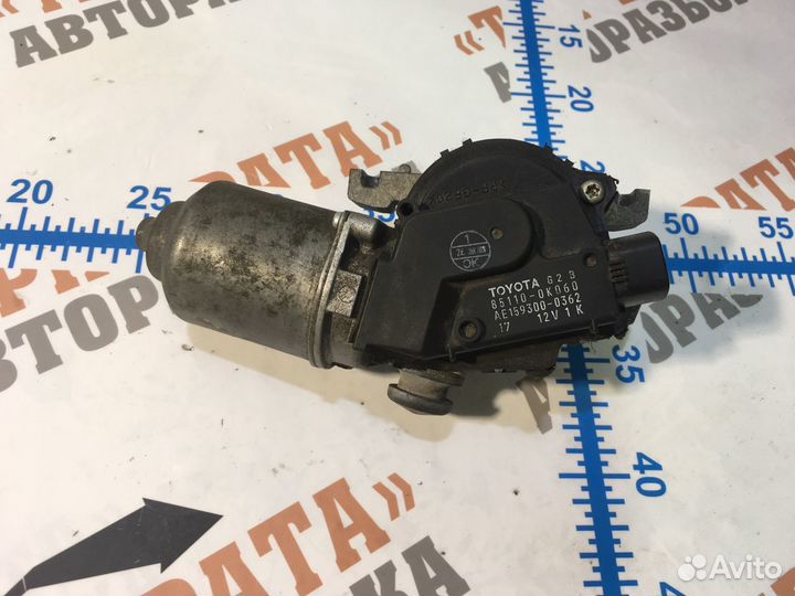 Тойота Хайлюкс Моторчик трапеции дворников