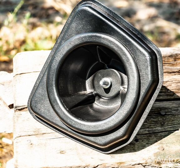 Кораблик,камера,разбрасыватель,25А,эхолот,сумка