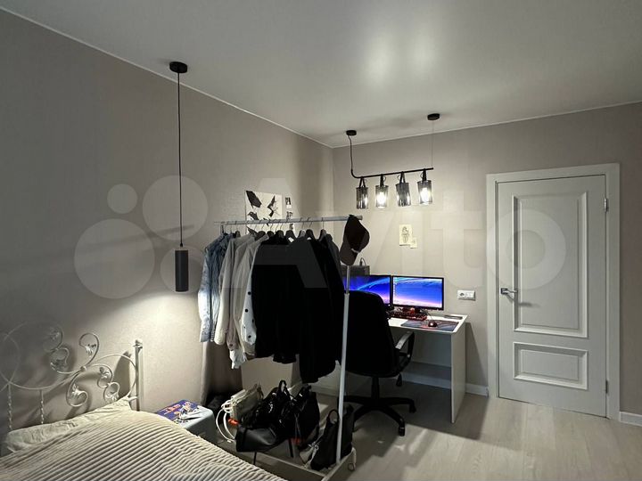 3-к. квартира, 82 м², 8/9 эт.