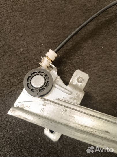 Стеклоподъемник передний правый Daewoo Nexia N150